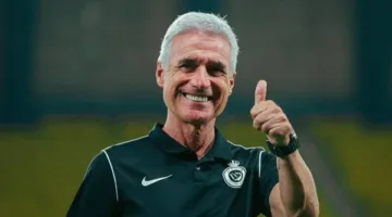 رسميًا: لويس كاسترو يتولى تدريب فريق نانت الفرنسي حتى عام 2027