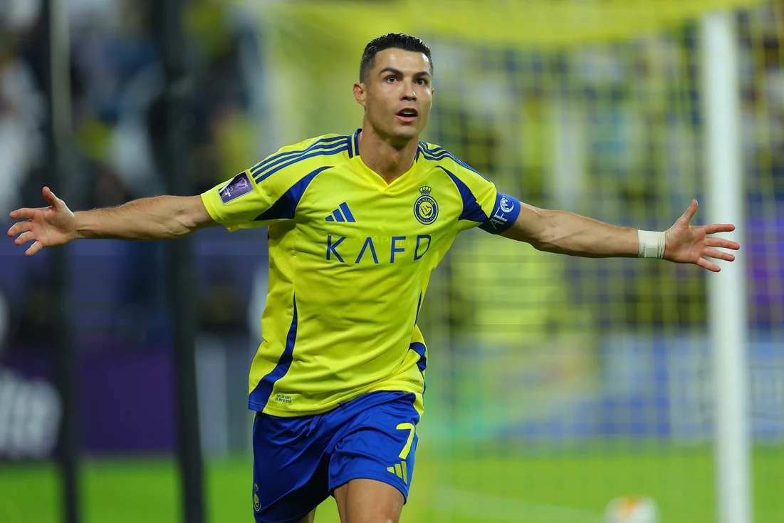 رسميًا – نادي النصر يعلن تجديد عقد كريستيانو رونالدو