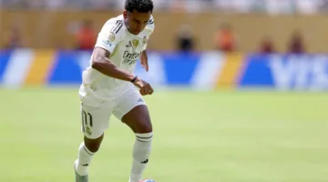 رودريجو يلوح في الأفق الدوري الإنجليزي.. وريال مدريد يحدد قيمته لتمويل صفقة جديدة.