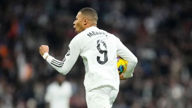 ريال مدريد يكشف آخر المستجدات حول إصابة مبابي في بطولة كأس العالم للأندية ريال مدريد يكشف آخر المستجدات حول إصابة مبابي في بطولة كأس العالم للأندية