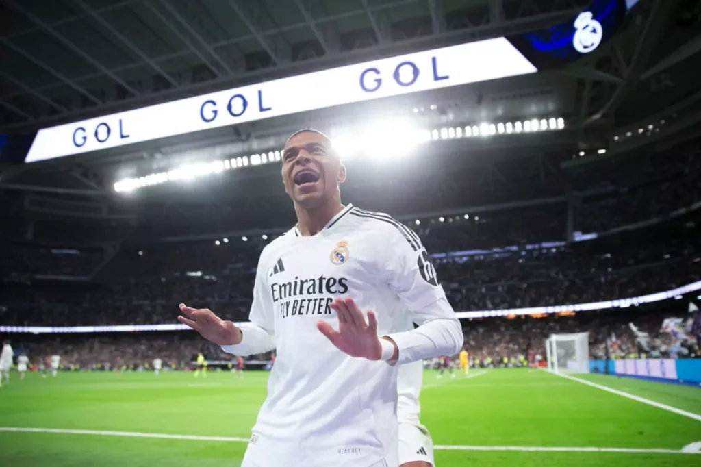 ريال مدريد يُعلن خروج كيليان مبابي من المستشفى ريال مدريد يُعلن خروج كيليان مبابي من المستشفى