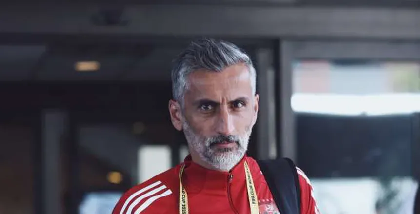ريبيرو يخبر الأهلي بقراره الحاسم حول مستقبل وسام أبو علي