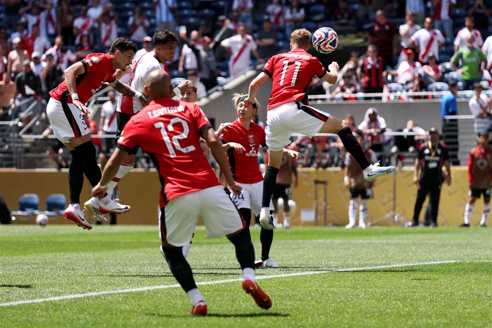 ريفر بليت يحقق فوزاً كبيراً على أوراوا ريد بثلاثية في بطولة كأس العالم للأندية ريفر بليت يحقق فوزاً كبيراً على أوراوا ريد بثلاثية في بطولة كأس العالم للأندية