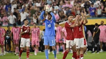 ريفيرو يتغلب على لاعب الأهلي في مواجهة بالميراس ويختار بين اللاعبين