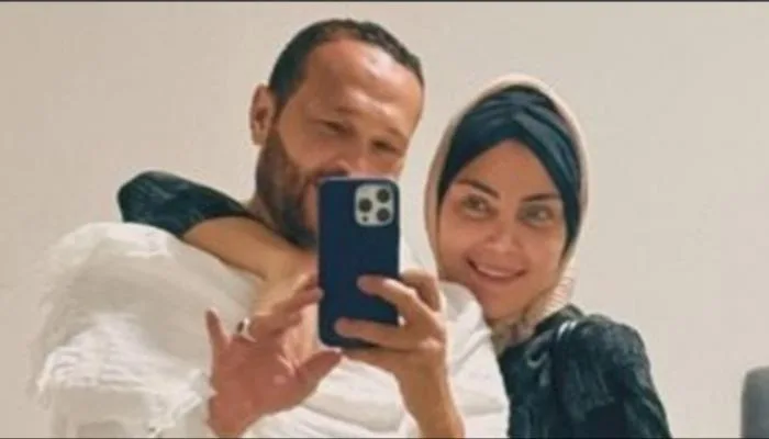ريهام حجاج وزوجها في رحلة الحج: “أفضل تجربة في حياتي” (صور) ريهام حجاج وزوجها في رحلة الحج: “أفضل تجربة في حياتي” (صور)