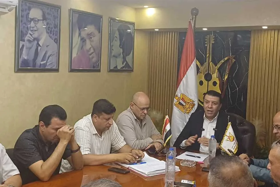 زيادة 10% في المعاشات وغيرها من القرارات المهمة لنقيب الموسيقيين بعد إعلان نتائج قرعة التجديد النصفي للمجلس زيادة 10% في المعاشات وغيرها من القرارات المهمة لنقيب الموسيقيين بعد إعلان نتائج قرعة التجديد النصفي للمجلس