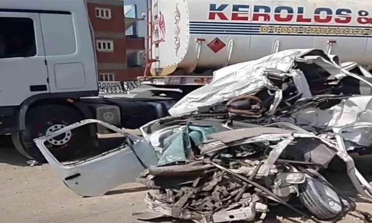 زيادة تعويضات حادث طريق أشمون إلى 500 ألف جنيه لأسرة المتوفى و70 ألف جنيه للمصابين. زيادة تعويضات حادث طريق أشمون إلى 500 ألف جنيه لأسرة المتوفى و70 ألف جنيه للمصابين.