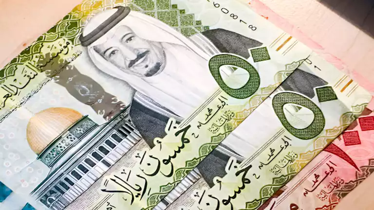 زيادة سعر الريال السعودي في 4 بنوك خلال تعاملات اليوم زيادة سعر الريال السعودي في 4 بنوك خلال تعاملات اليوم