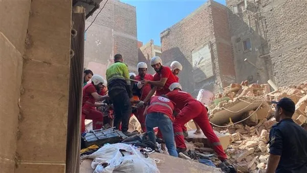 زيادة عدد الناجين من انهيار مبنيين في حدائق القبة إلى 16 فردًا زيادة عدد الناجين من انهيار مبنيين في حدائق القبة إلى 16 فردًا
