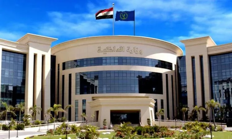 زيارة خاصة لنزلاء مراكز الإصلاح والتأهيل بمناسبة عيد الأضحى المبارك زيارة خاصة لنزلاء مراكز الإصلاح والتأهيل بمناسبة عيد الأضحى المبارك