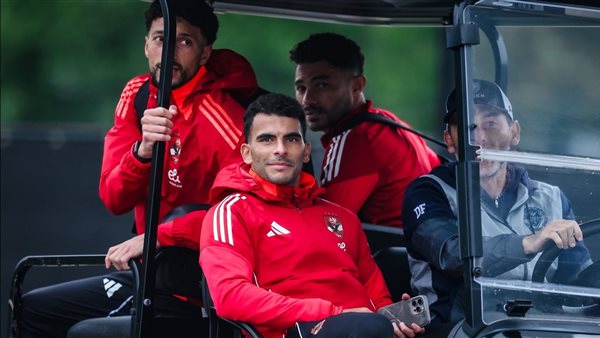 زيزو وعطية الله يلعبان دوراً محورياً في تشكيل الأهلي لمواجهة بالميراس البرازيلي زيزو وعطية الله يلعبان دوراً محورياً في تشكيل الأهلي لمواجهة بالميراس البرازيلي