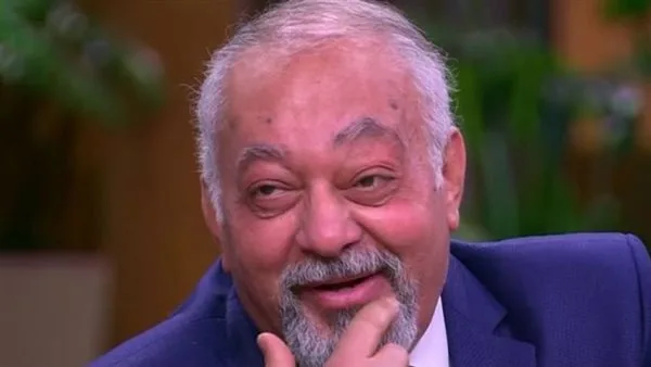 سامي مغاوري يتقمص دور المأذون في “ماما وبابا” سامي مغاوري يتقمص دور المأذون في “ماما وبابا”
