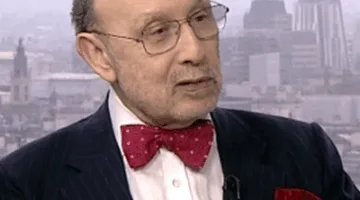 ستارمر… اكتساب التأييد من خلال النفقات