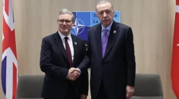 ستارمر وأردوغان يناقشان قضايا الشرق الأوسط وغزة وأوكرانيا في لاهاي