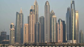 «ستاندرد آند بورز» ترفع تصنيف الإمارات إلى «AA» مع توقعات مستقرة
