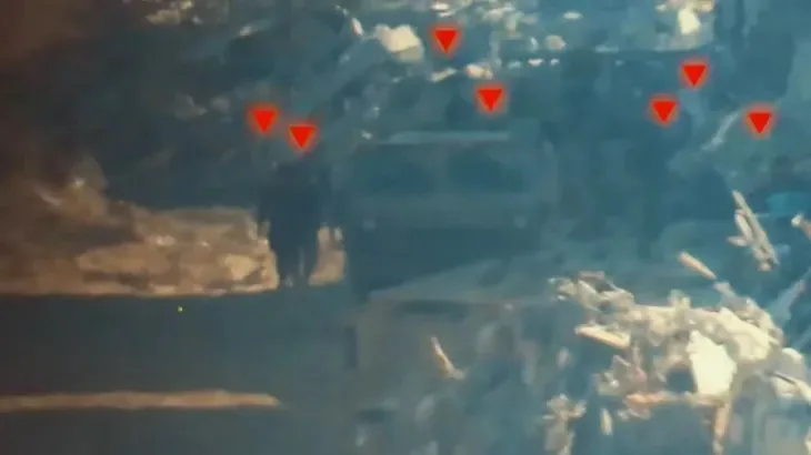 سرايا القدس تعرض لقطات من كمين استهدف وحدة إسرائيلية شرق جباليا سرايا القدس تعرض لقطات من كمين استهدف وحدة إسرائيلية شرق جباليا