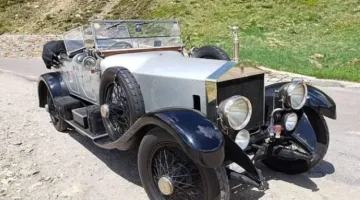 سرقة سيارة رولز رويس من طراز 1920