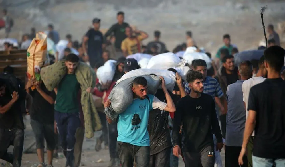 بينهم محتاجون للمساعدة.. مقتل 76 فلسطينيًا نتيجة الغارات وإطلاق النار الإسرائيلي