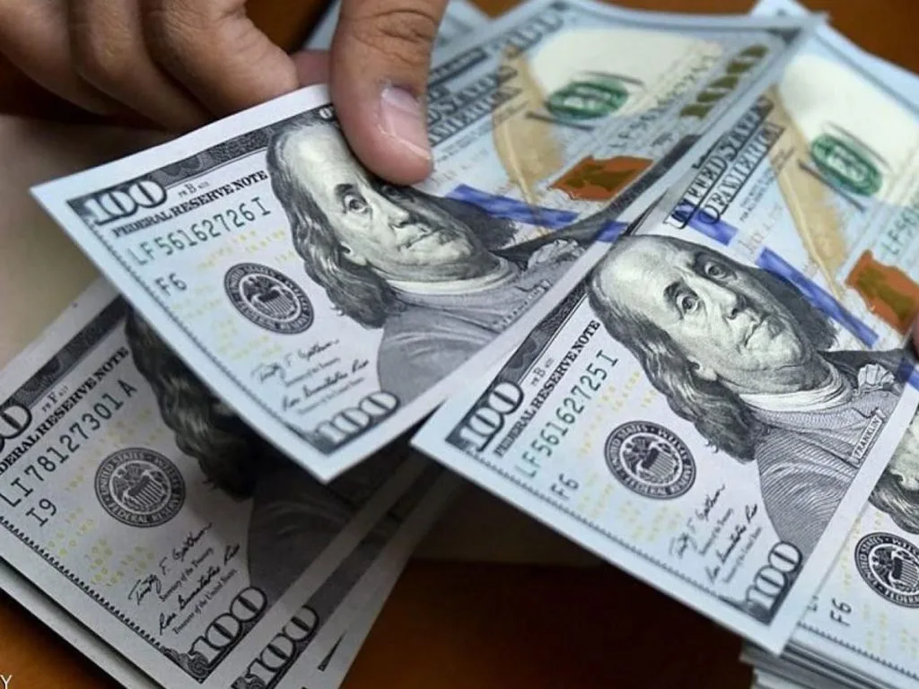 سعر الدولار الأمريكي اليوم بعد اتفاق الهدنة وانتهاء النزاع سعر الدولار الأمريكي اليوم بعد اتفاق الهدنة وانتهاء النزاع