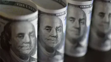 سعر الدولار في البنوك المصرية نهاية تعاملات يوم الأحد