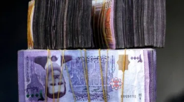 سعر الدولار في سوريا خلال أول أيام عيد الأضحى: انخفاض في السوق السوداء
