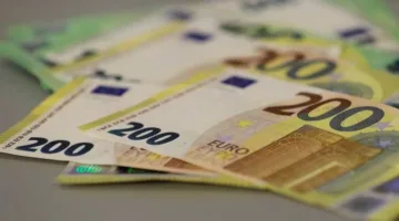 سعر اليورو اليوم الثلاثاء 3 يونيو 2025 في المصارف