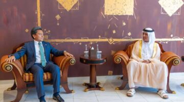 سعود بن صقر يستقبل سفير السلفادور ويتناولان سبل تعزيز التعاون المشترك.