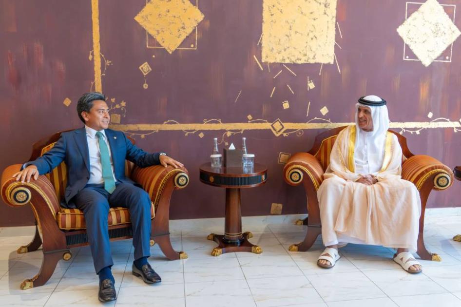 سعود بن صقر يستقبل سفير السلفادور ويتناولان سبل تعزيز التعاون المشترك. سعود بن صقر يستقبل سفير السلفادور ويتناولان سبل تعزيز التعاون المشترك.