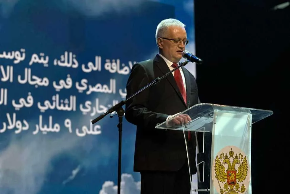 سفير روسيا: الناتو تسبب في نشوب حرب بالوكالة في أوكرانيا.. وعلاقتنا بمصر مثمرة في جميع المجالات. سفير روسيا: الناتو تسبب في نشوب حرب بالوكالة في أوكرانيا.. وعلاقتنا بمصر مثمرة في جميع المجالات.