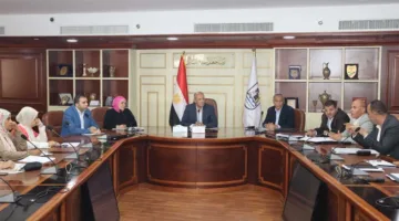 سكرتير عام بني سويف يلتقي برؤساء المدن لمتابعة قضايا التصالح في مخالفات البناء