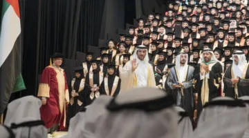 سلطان بن أحمد القاسمي يحضر مراسم تخرج 566 طالبة في جامعة الشارقة