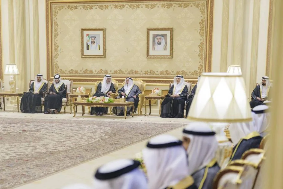 سلطان يستقبل التهاني بمناسبة عيد الأضحى السعيد سلطان يستقبل التهاني بمناسبة عيد الأضحى السعيد