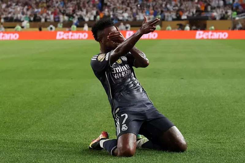 سلطة الملكي وجاذبية فينيسيوس.. ريال مدريد يتصدر كأس العالم للأندية سلطة الملكي وجاذبية فينيسيوس.. ريال مدريد يتصدر كأس العالم للأندية