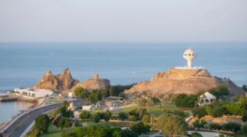 سلطنة عمان تطرح مبادرات جديدة لتعزيز سياحة المغامرات.