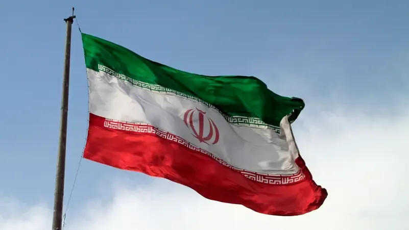 سماع أصوات انفجارات في شمال طهران