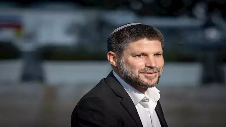 سموتريتش: لم نبلغ بعد مرحلة المنتصف في خطتنا للهجوم على إيران سموتريتش: لم نبلغ بعد مرحلة المنتصف في خطتنا للهجوم على إيران