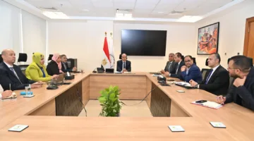 “سويلم” يتابع وضع نهر النيل وفروعه وجهود إزالة التعديات عليه