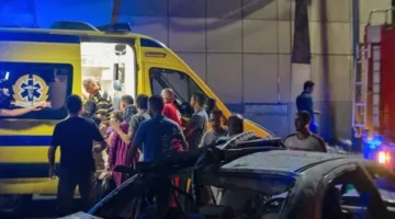 شاب يتعرض لحادث مأساوي بموتوسيكل عند مدخل قرية «البهسمون» في إهناسيا.