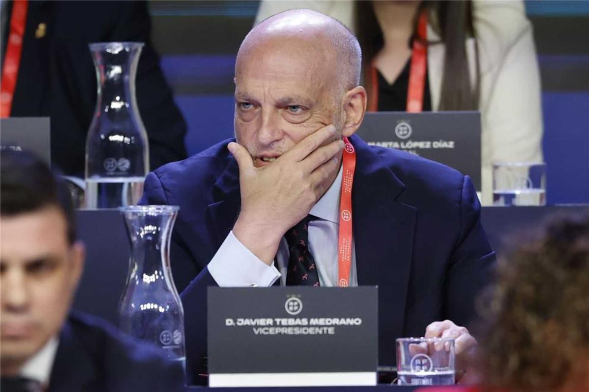 شاهدت 25 دقيقة عشوائية.. تيباس: لن أسمح بتنظيم كأس العالم للأندية مرة أخرى شاهدت 25 دقيقة عشوائية.. تيباس: لن أسمح بتنظيم كأس العالم للأندية مرة أخرى