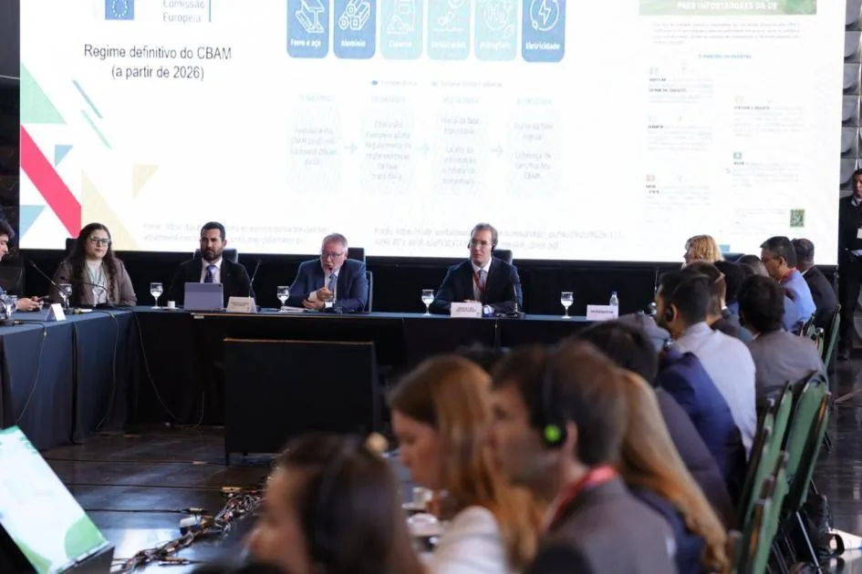 شباب “البريكس” يخططون لمستقبل الطاقة