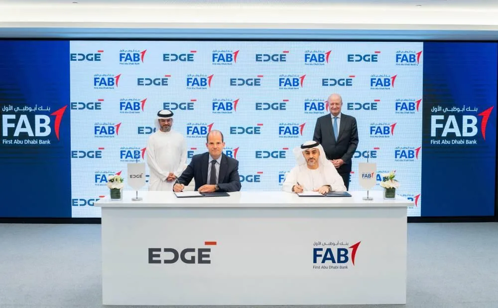 شراكة بين «إيدج» و«بنك أبوظبي الأول» لتطوير نظام مالي متين شراكة بين «إيدج» و«بنك أبوظبي الأول» لتطوير نظام مالي متين
