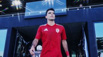 شرط غير قانوني.. وكيل اللاعبين يكشف أسرار فشل انتقال زيزو إلى نيوم السعودي