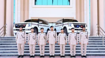 شرطة الشارقة تعزز التعاون مع المجتمع من خلال دورياتها الجديدة