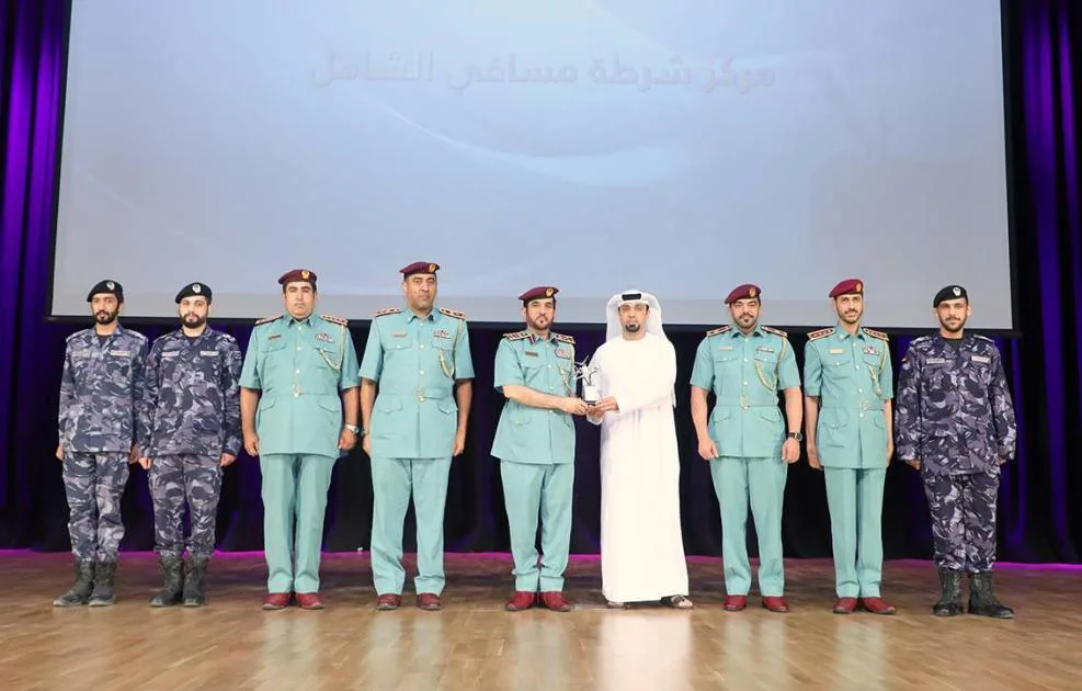 شرطة الفجيرة تتيح التكريم للفائزين بجائزة القائد العام للامتياز