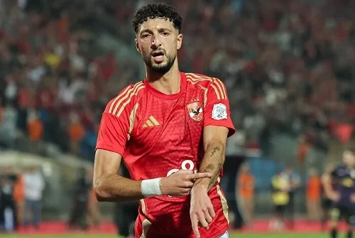 أبو علي يشارك في تدريبات الأهلي بعد وصوله إلى ميامي
