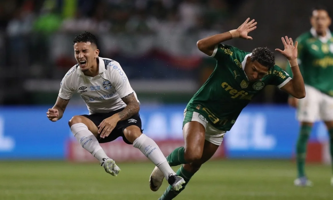 شوط أول دون أهداف بين بالميراس وبوتافوجو في بطولة كأس العالم 2025