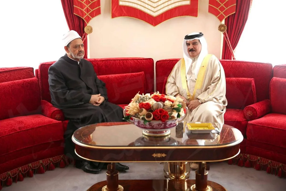 شيخ الأزهر: انضمام البحرين إلى مجلس الأمن يقوي الموقف العربي تجاه القضية الفلسطينية شيخ الأزهر: انضمام البحرين إلى مجلس الأمن يقوي الموقف العربي تجاه القضية الفلسطينية