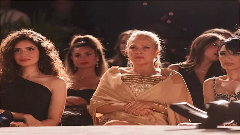 شيرين رضا تتألق بإطلالة ذهبية في أحدث ظهور لها.. والجمهور يصفها بأيقونة الجمال شيرين رضا تتألق بإطلالة ذهبية في أحدث ظهور لها.. والجمهور يصفها بأيقونة الجمال