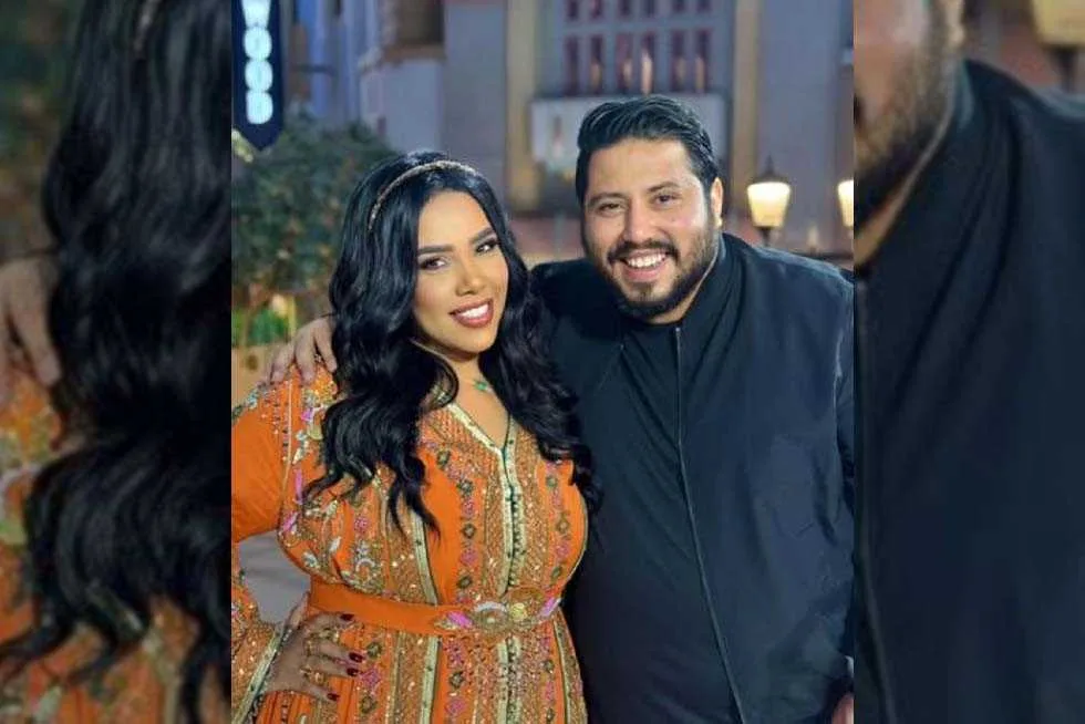 شيماء سيف ومحمد كارتر يظهران مجددًا بعد عودتهما (فيديو) شيماء سيف ومحمد كارتر يظهران مجددًا بعد عودتهما (فيديو)