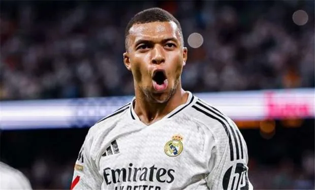 صاعقة تضرب ريال مدريد بشأن مبابي قبل لقاء ريد بول سالزبورغ صاعقة تضرب ريال مدريد بشأن مبابي قبل لقاء ريد بول سالزبورغ